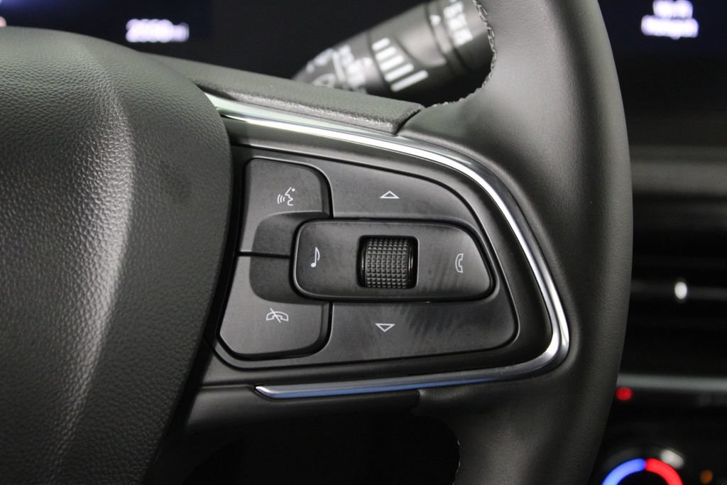 Used 2025 Buick Encore GX Sport Touring w/ Advanced Technology Package FWD image 26