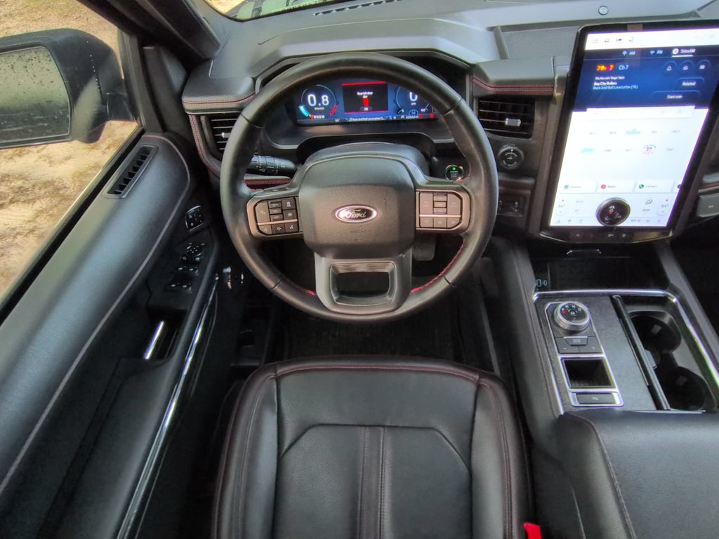 Used 2024 Ford Expedition Limited RWD image 16