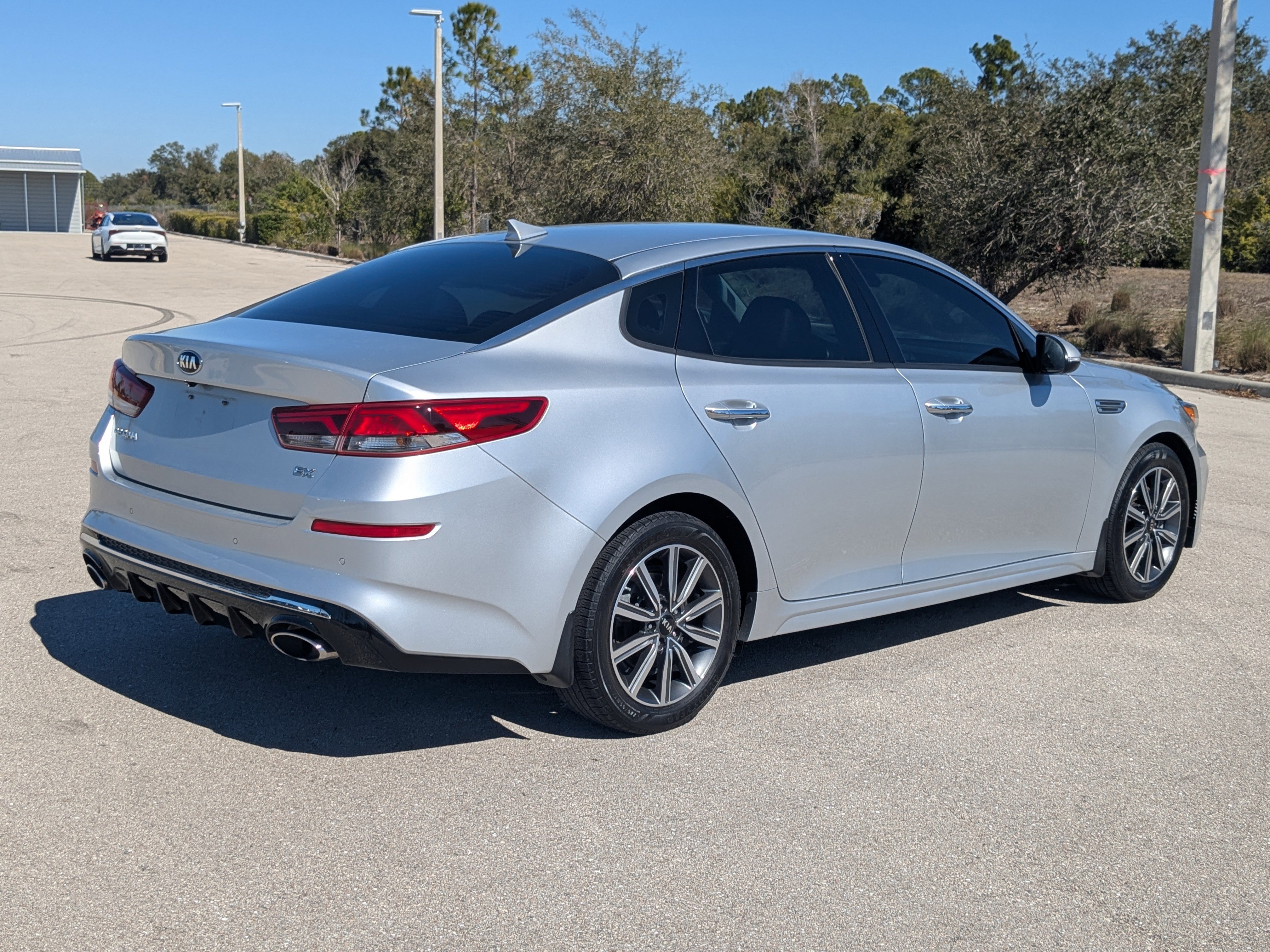 Used 2019 Kia Optima EX image 5