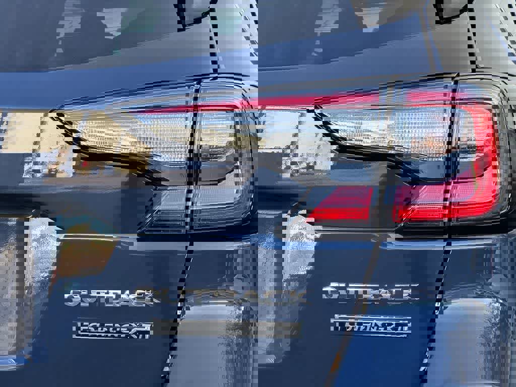 Used 2024 Subaru Outback Touring XT image 7
