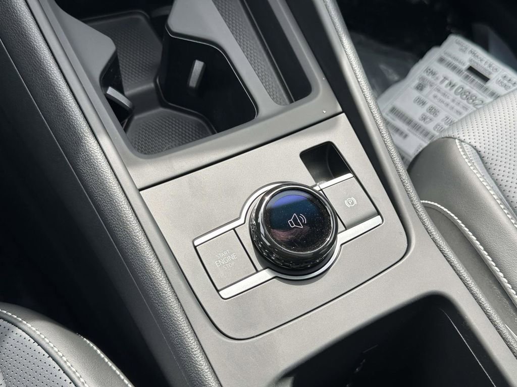 New 2026 Volkswagen Tiguan SE R-Line image 23