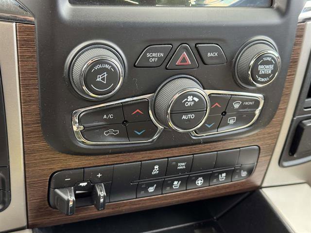 Used 2017 RAM 1500 Laramie w/ Convenience Group image 20