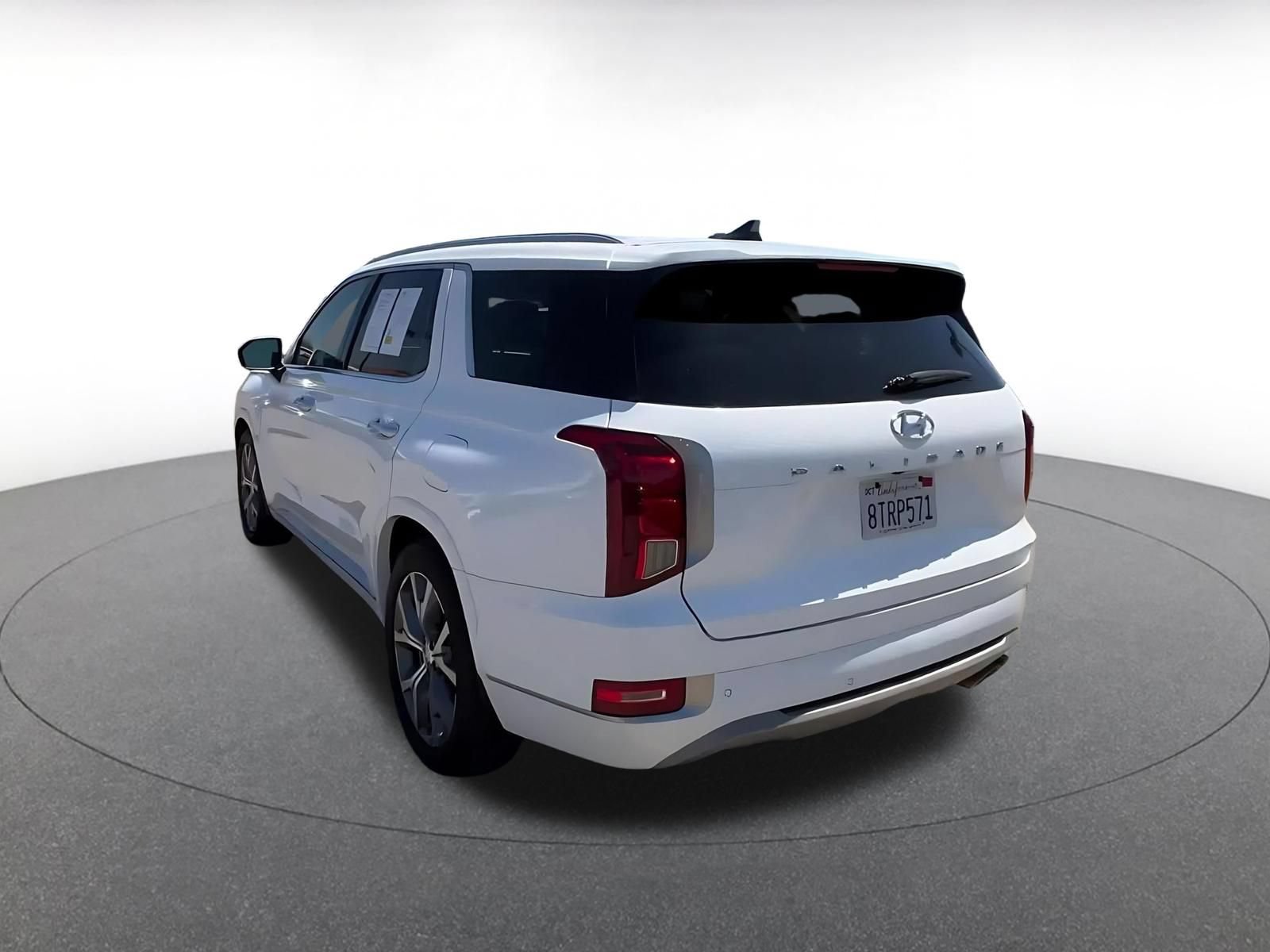 Used 2021 Hyundai Palisade Limited FWD image 11
