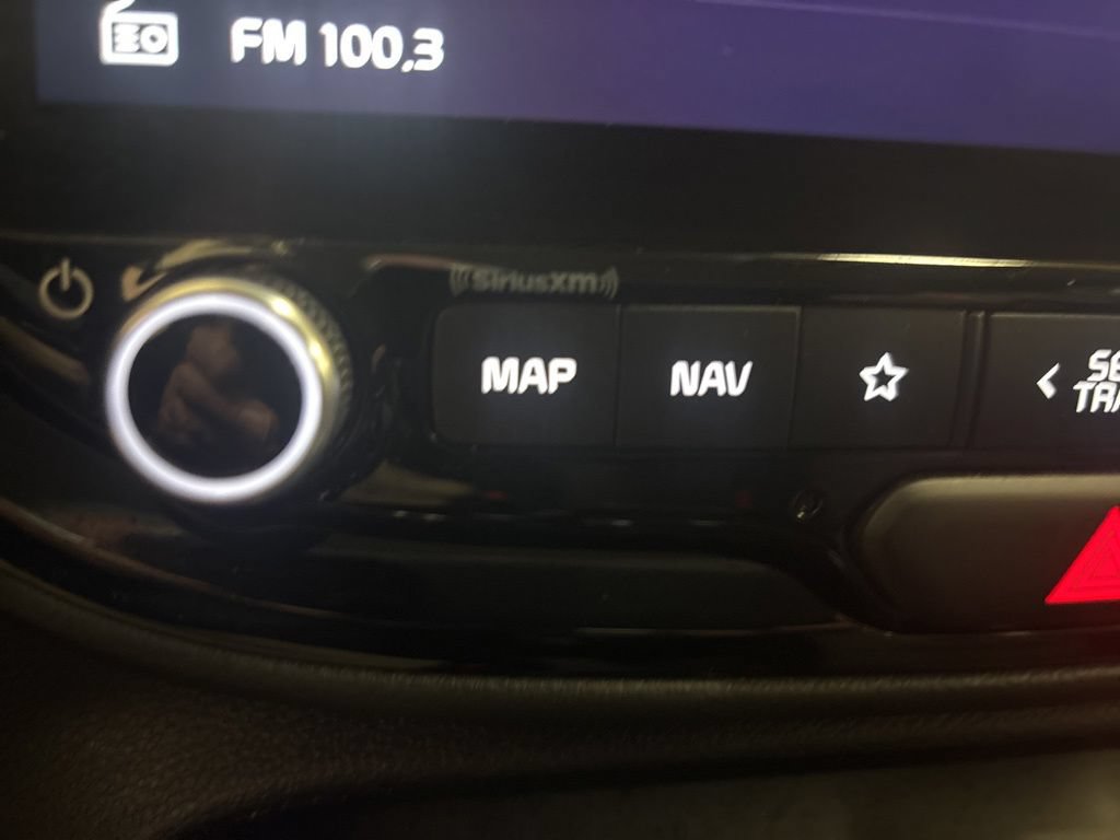 Used 2024 Kia Soul S FWD image 16
