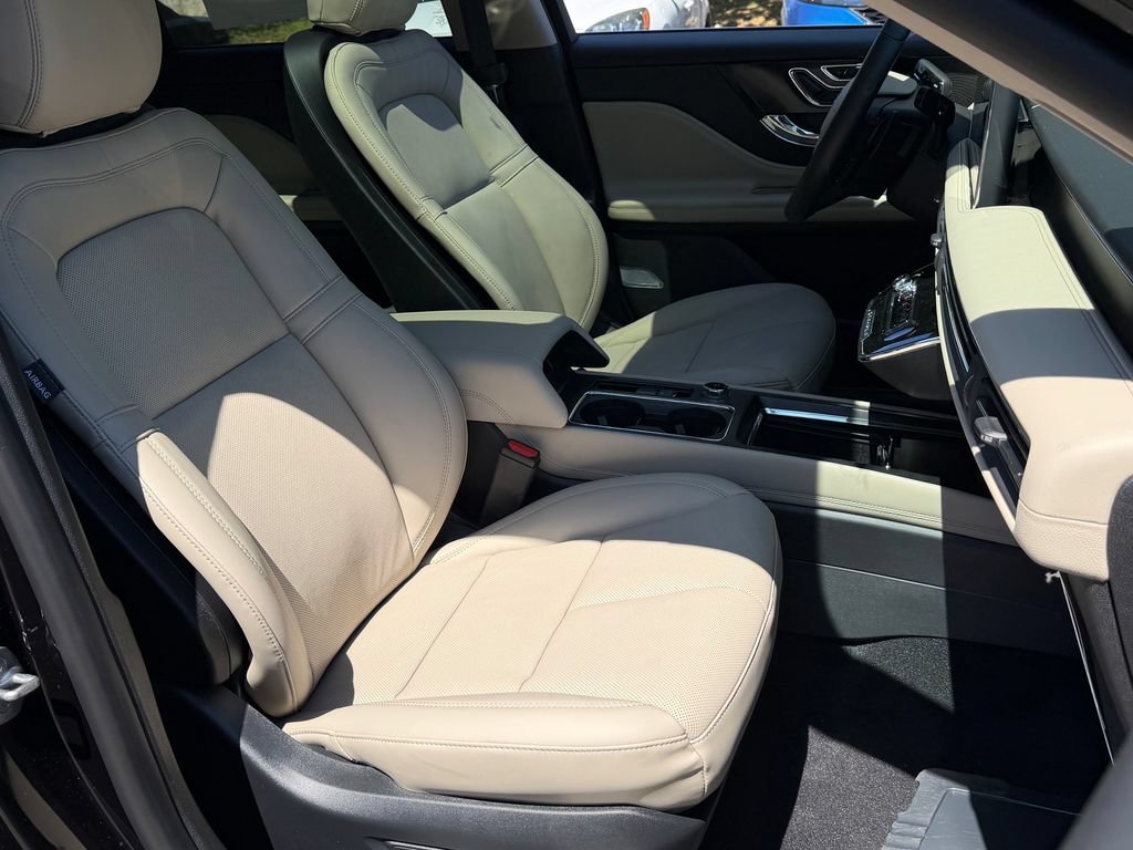 New 2026 Lincoln Corsair Reserve AWD/4WD image 5