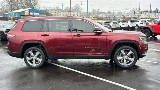 Used 2021 Jeep Grand Cherokee L Limited image 28