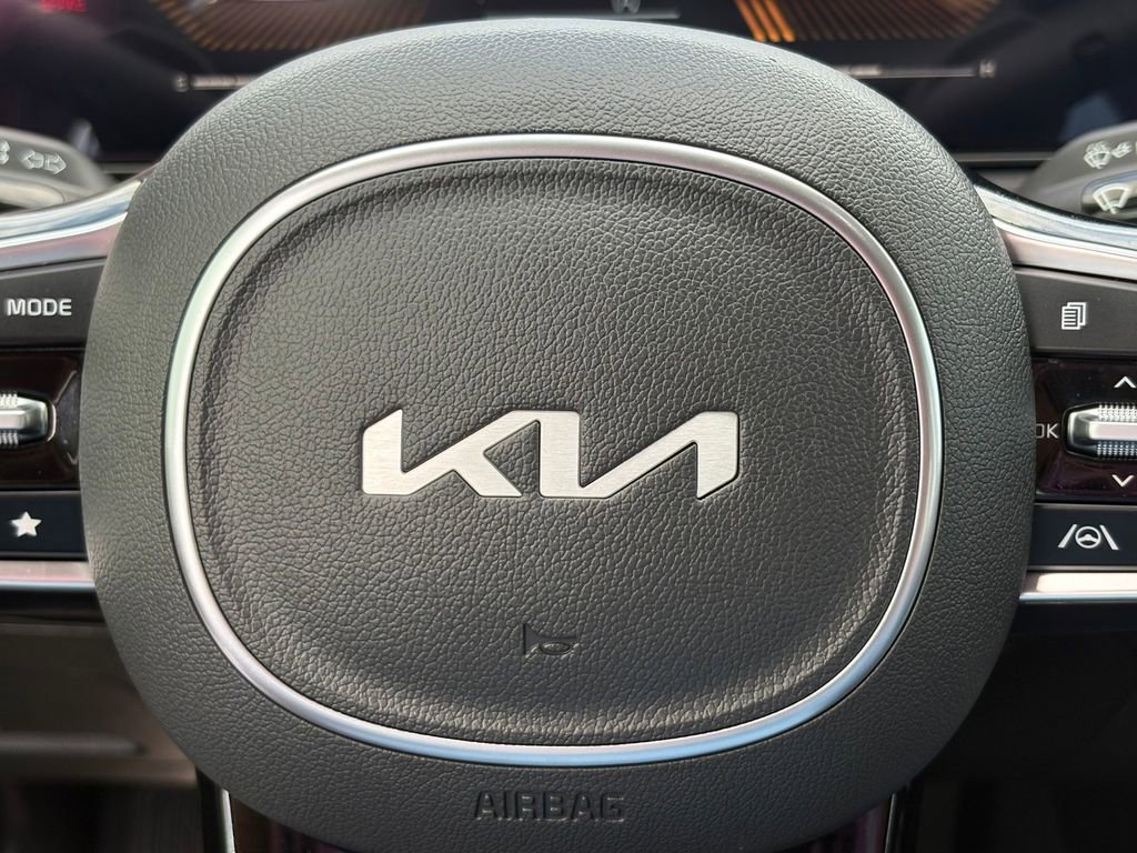 Certified 2025 Kia Sorento S w/ Panoramic Sunroof Package FWD image 25