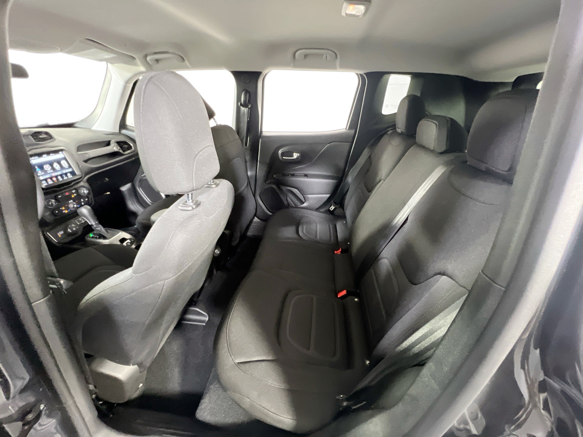 Used 2022 Jeep Renegade Latitude AWD/4WD image 23