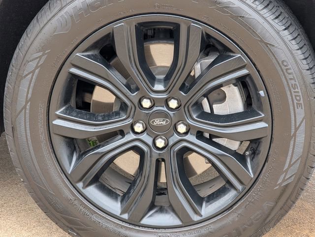 Used 2024 Ford Edge SE w/ Black Appearance Package AWD/4WD image 10