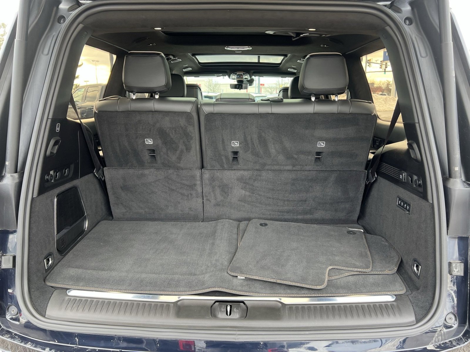 Used 2024 Jeep Grand Wagoneer Series III image 26