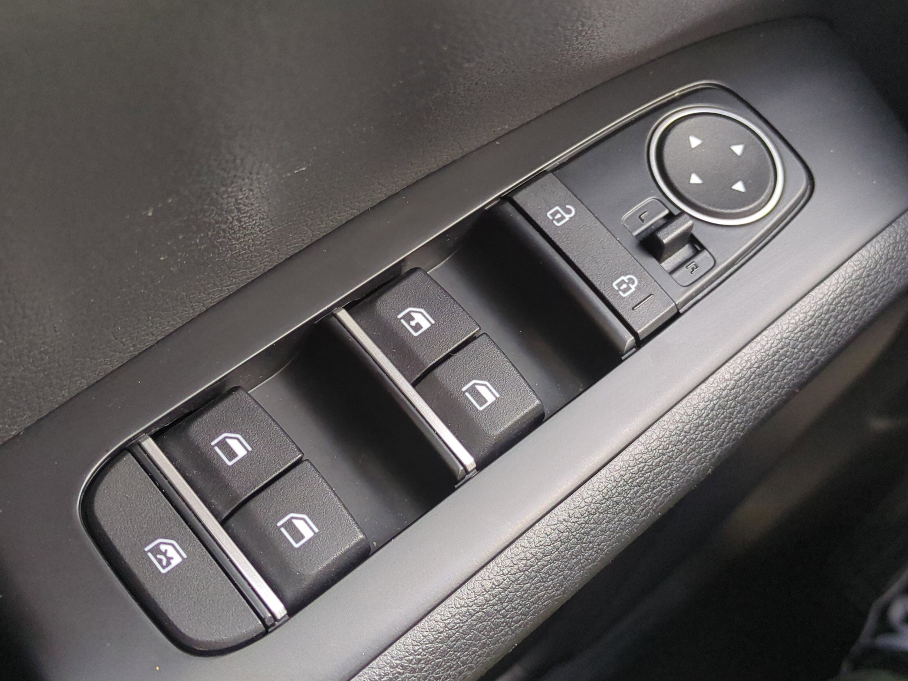 Certified 2023 Kia Soul EX image 21