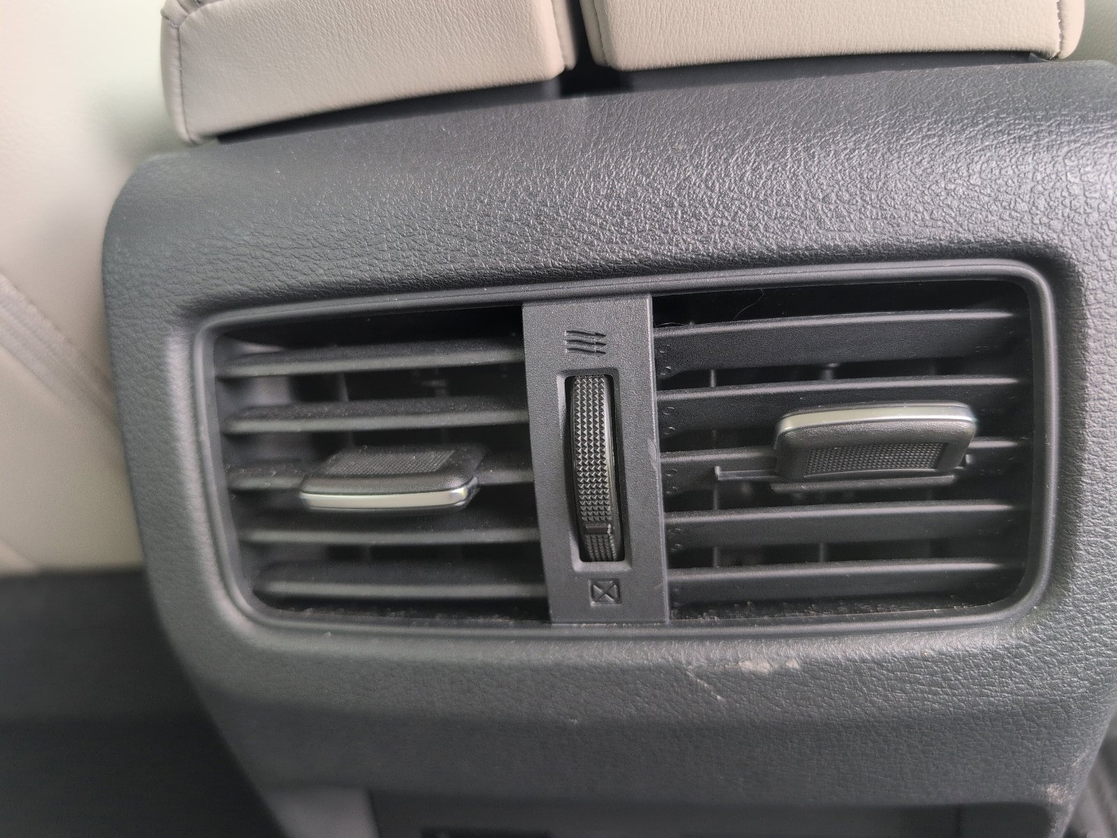 Used 2021 Nissan Rogue SL w/ Premium Package image 12