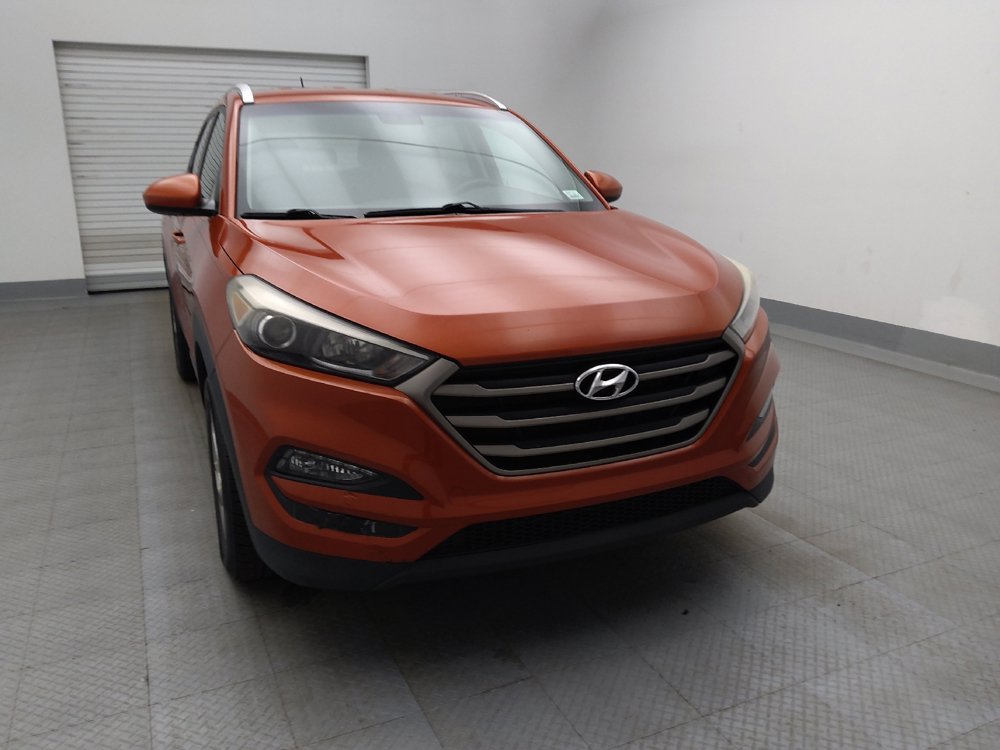 Used 2016 Hyundai Tucson SE w/ Option Group 02 AWD/4WD image 14