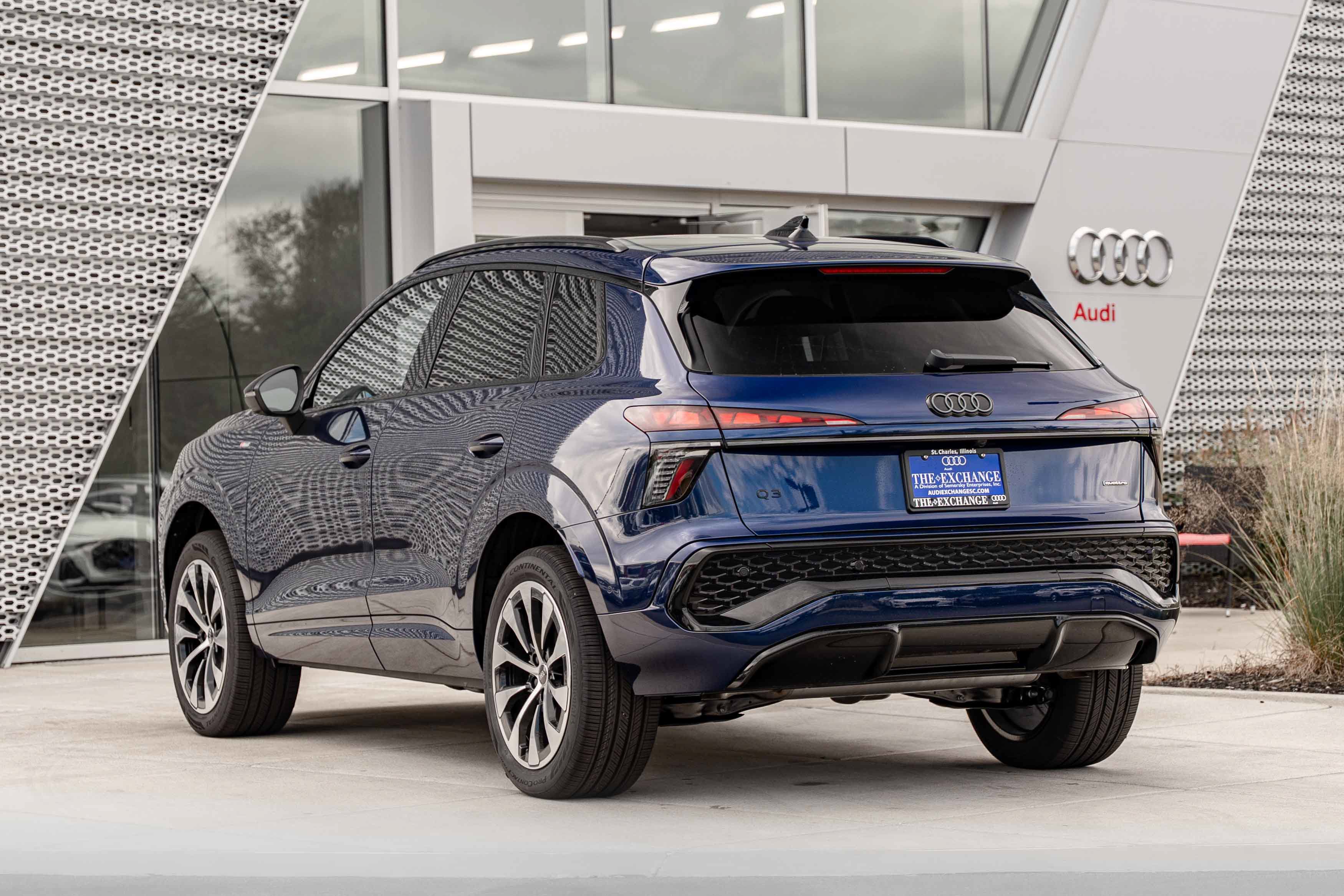 New 2026 Audi Q3 quattro 2.0T AWD/4WD image 5
