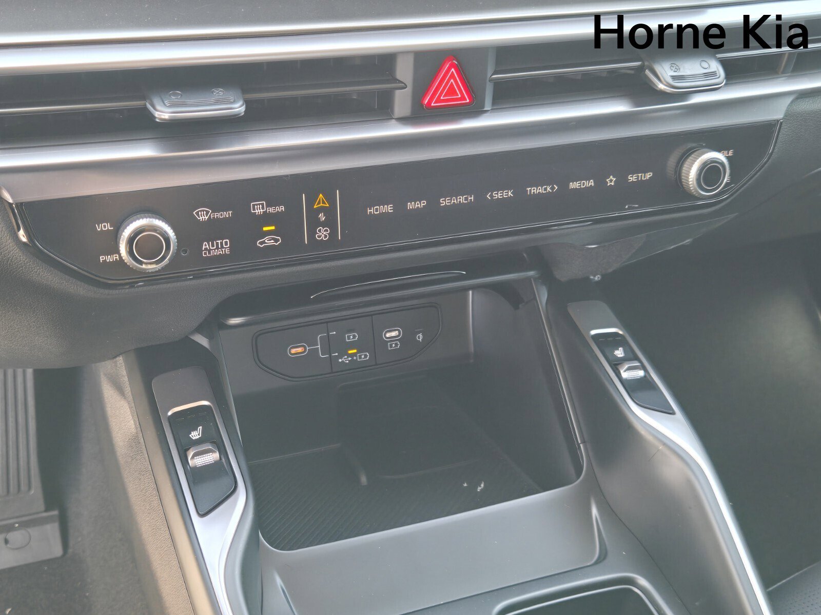 New 2025 Kia Sorento EX image 16