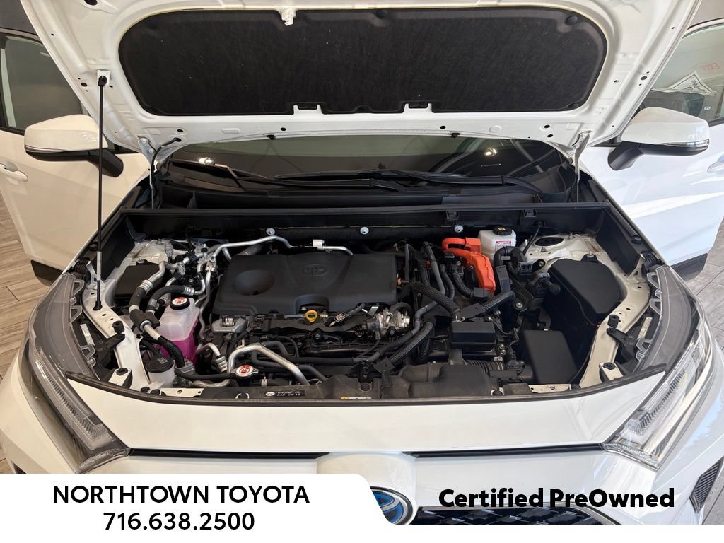 Used 2023 Toyota RAV4 SE w/ Weather & Moonroof Package AWD/4WD image 30
