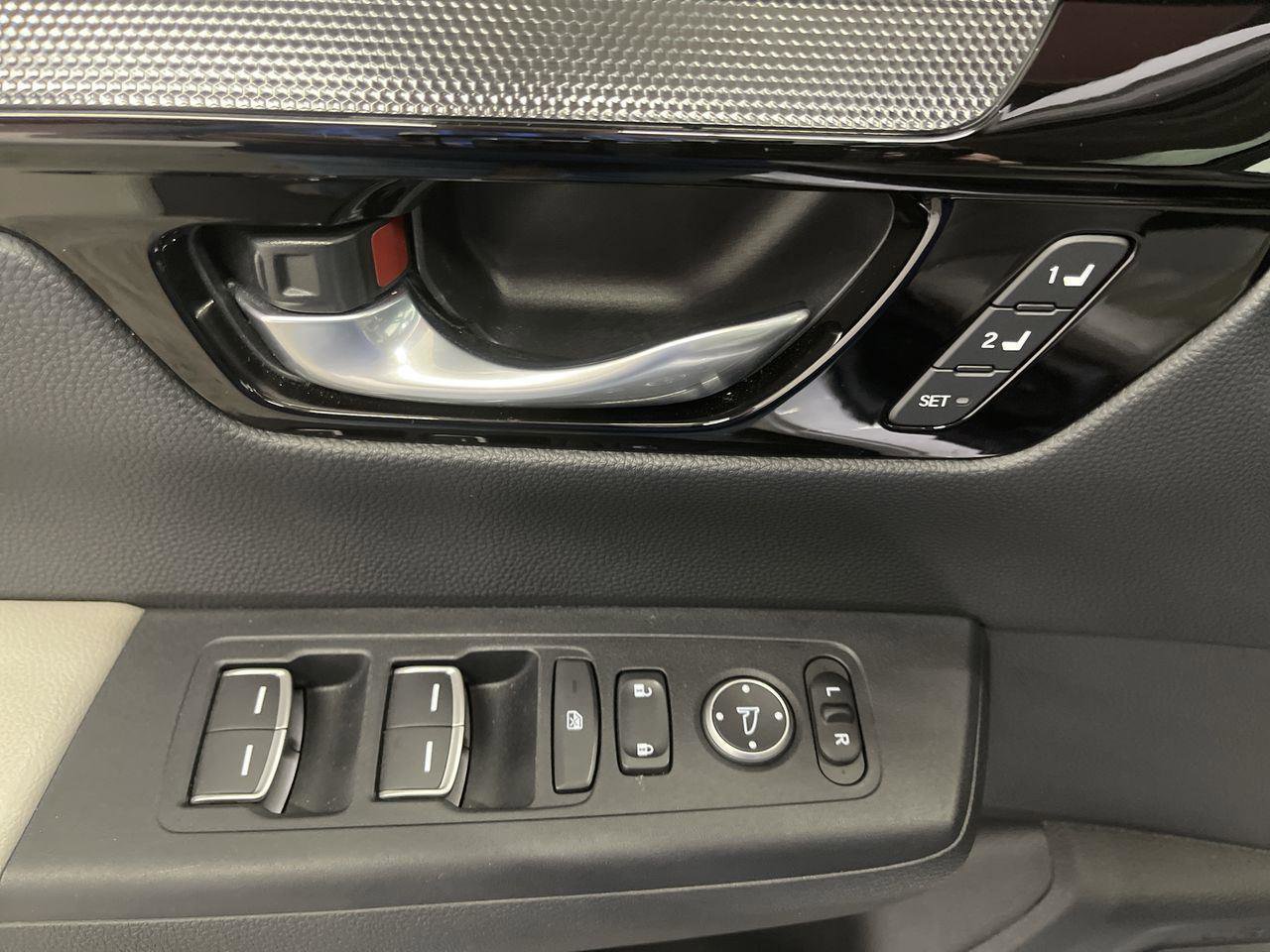 Certified 2025 Honda CR-V EX-L image 13