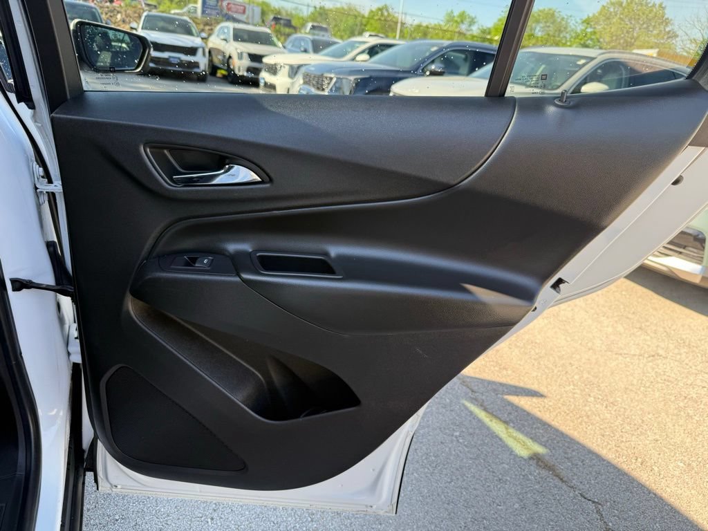 Used 2019 Chevrolet Equinox LT FWD image 15