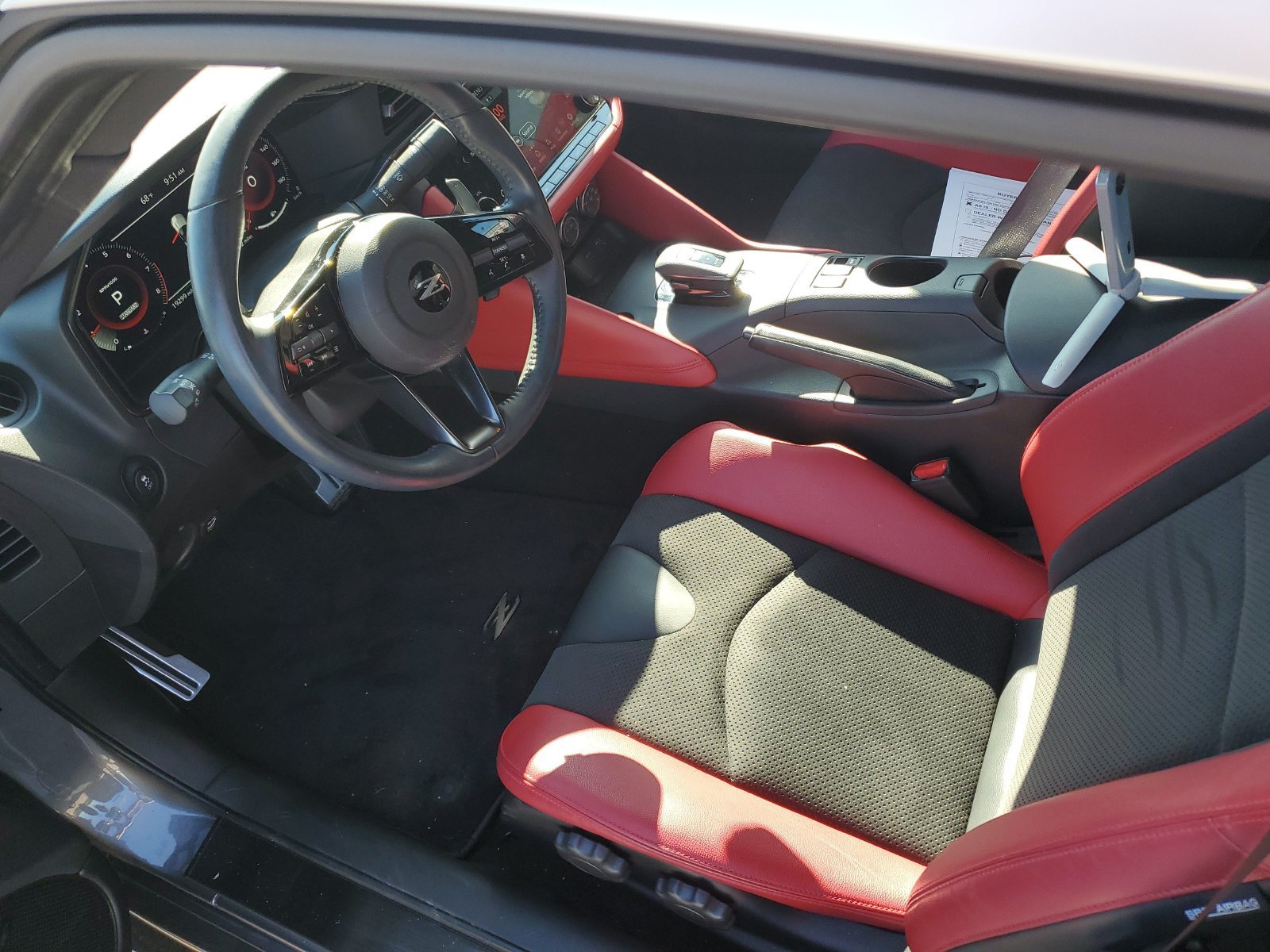 Used 2025 Nissan Z Performance w/ Floor Mat Package RWD image 9