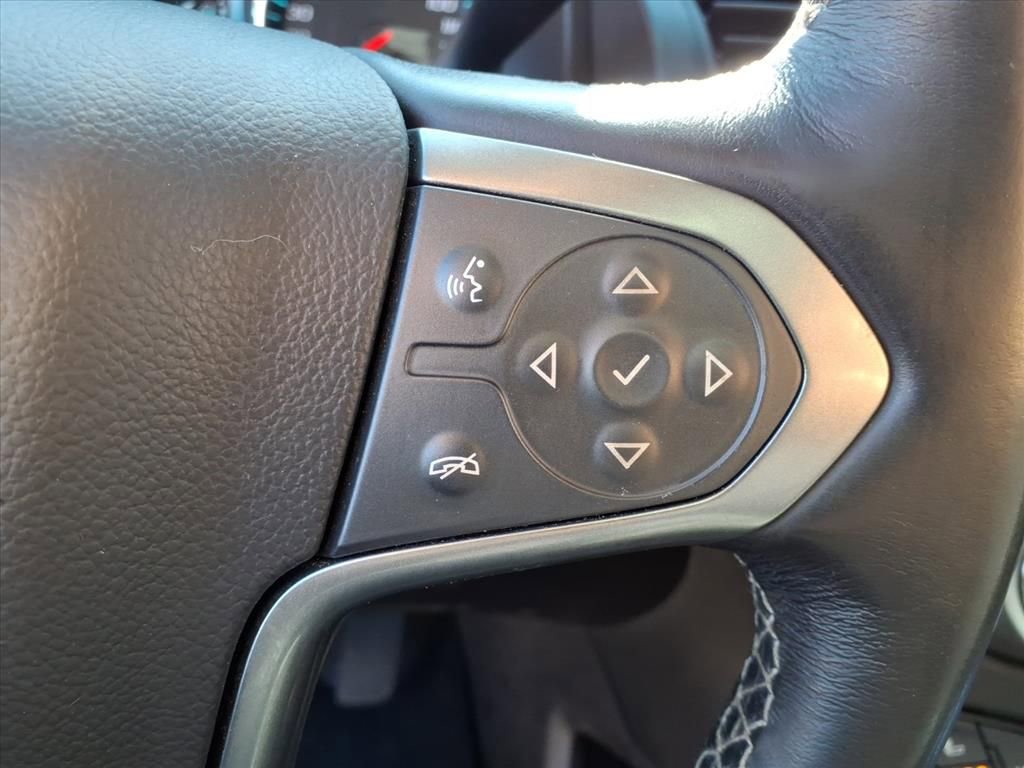 Used 2018 Chevrolet Suburban Premier image 30