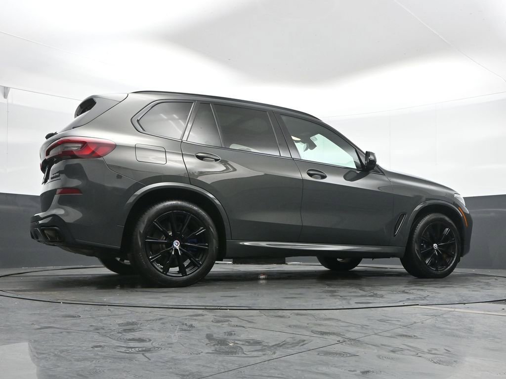 Used 2023 BMW X5 M50i w/ Executive Package image 47