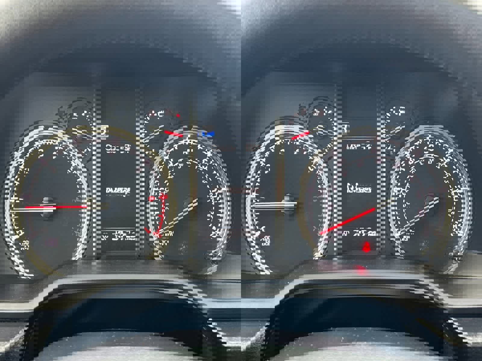 Used 2021 Toyota 4Runner Venture w/ Moonroof Package image 26