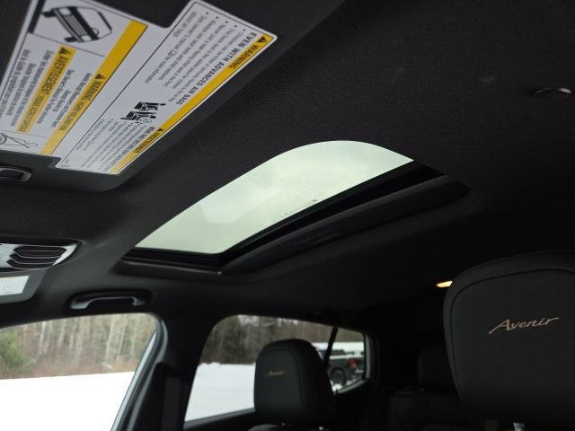 Used 2025 Buick Envista Avenir image 92