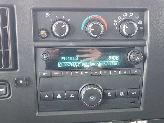Used 2025 Chevrolet Express 2500 w/ Driver Convenience Package RWD image 5