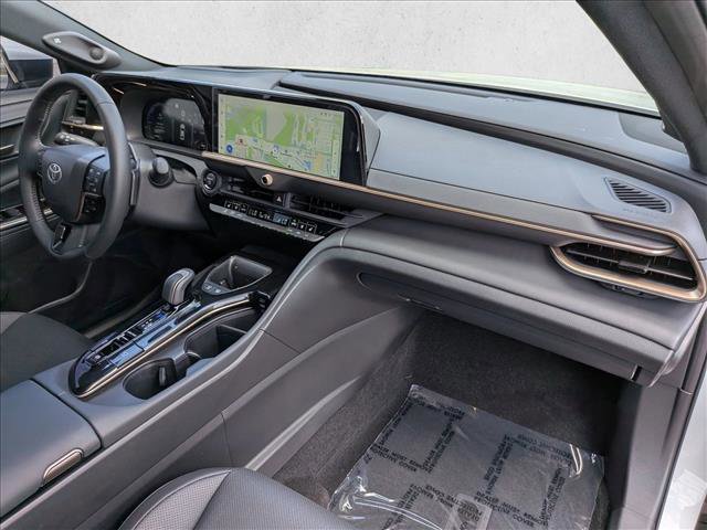 Used 2025 Toyota Crown Platinum AWD/4WD image 24