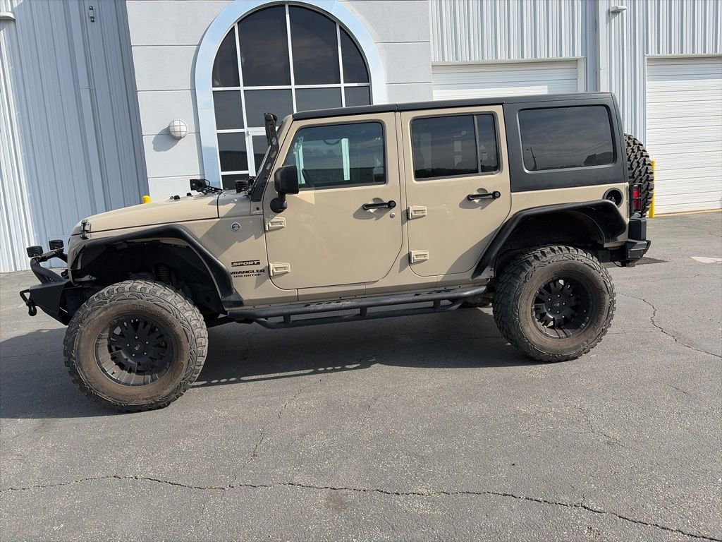 Used 2016 Jeep Wrangler Unlimited Sport w/ Connectivity Group image 4