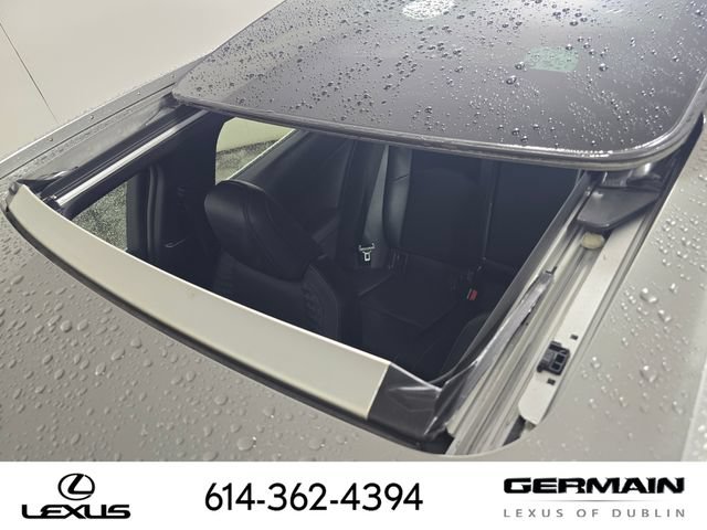 Used 2019 Lexus UX 250h w/ Premium Package AWD/4WD image 4