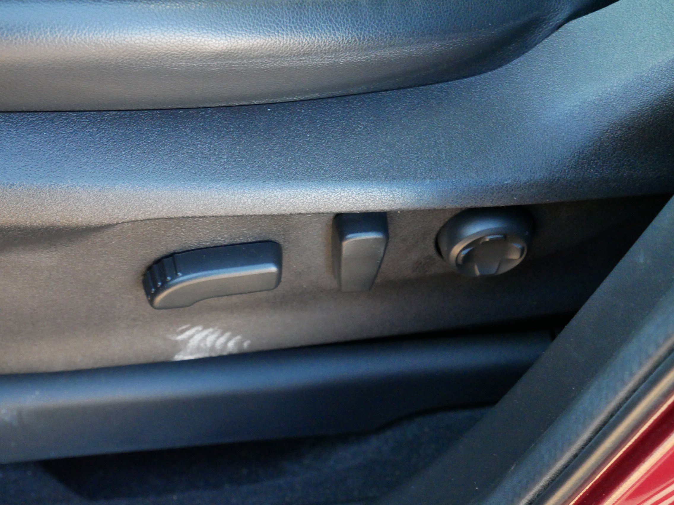 Used 2023 Subaru Ascent Limited w/ Technology Package image 19