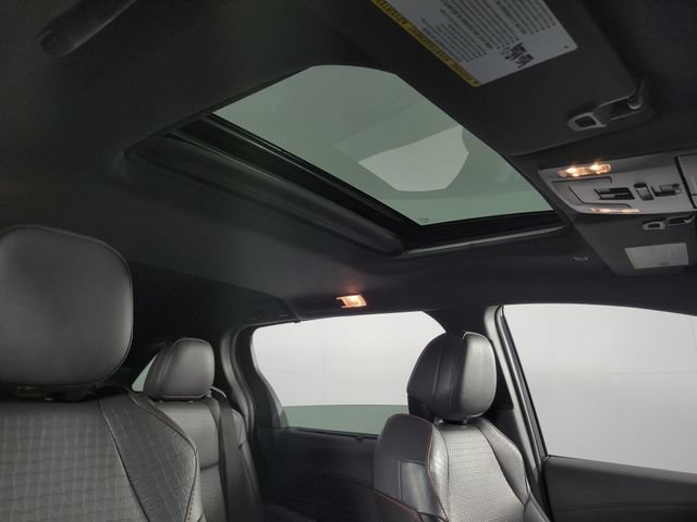 Used 2021 Toyota Sienna XSE w/ XSE Plus Package FWD image 20