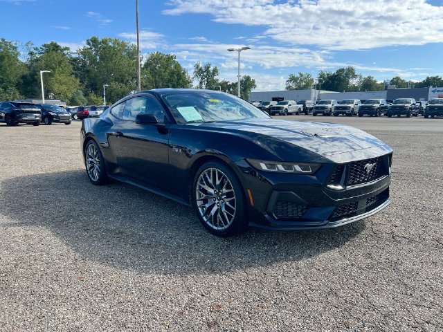 Used 2024 Ford Mustang GT Premium RWD image 11