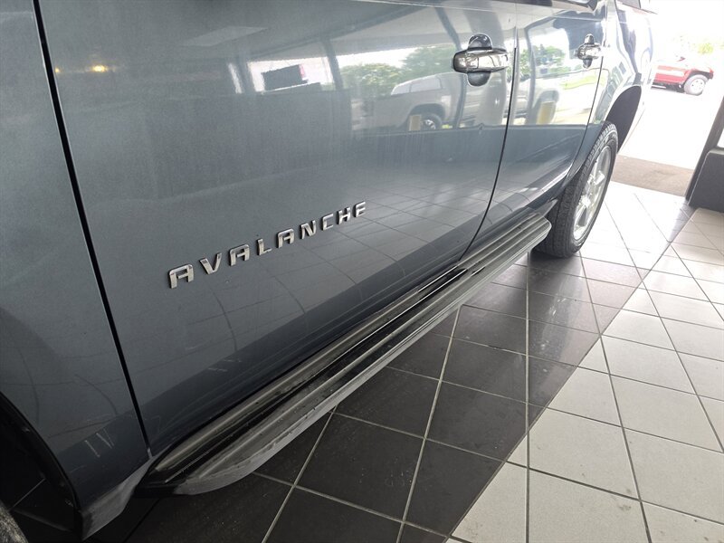 Used 2011 Chevrolet Avalanche LT w/ Regional Value Package RWD image 23