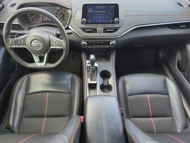 Used 2022 Nissan Altima 2.5 SR image 14