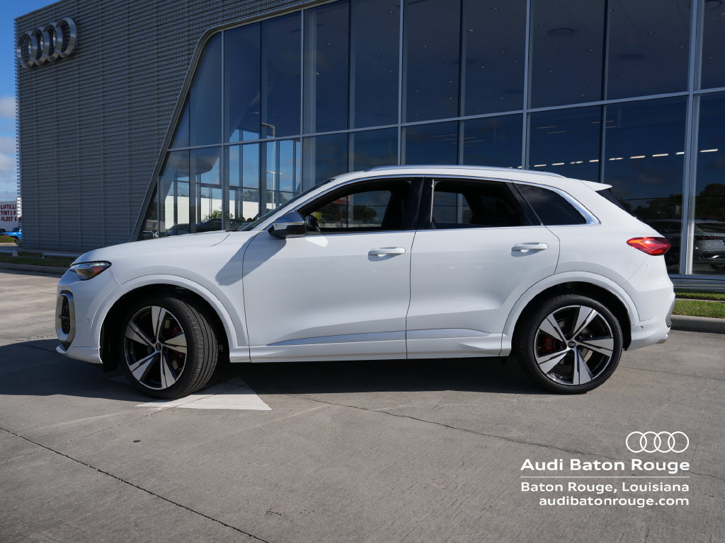 New 2026 Audi SQ5 Prestige AWD/4WD image 2