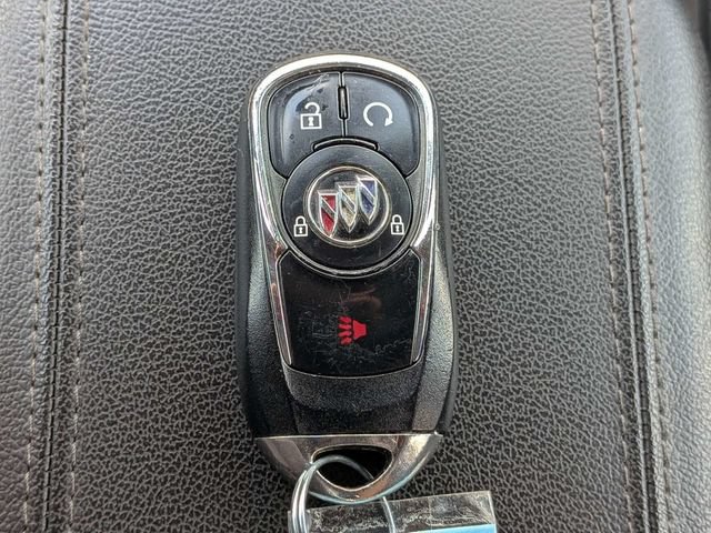 Used 2021 Buick Encore GX Select FWD image 29