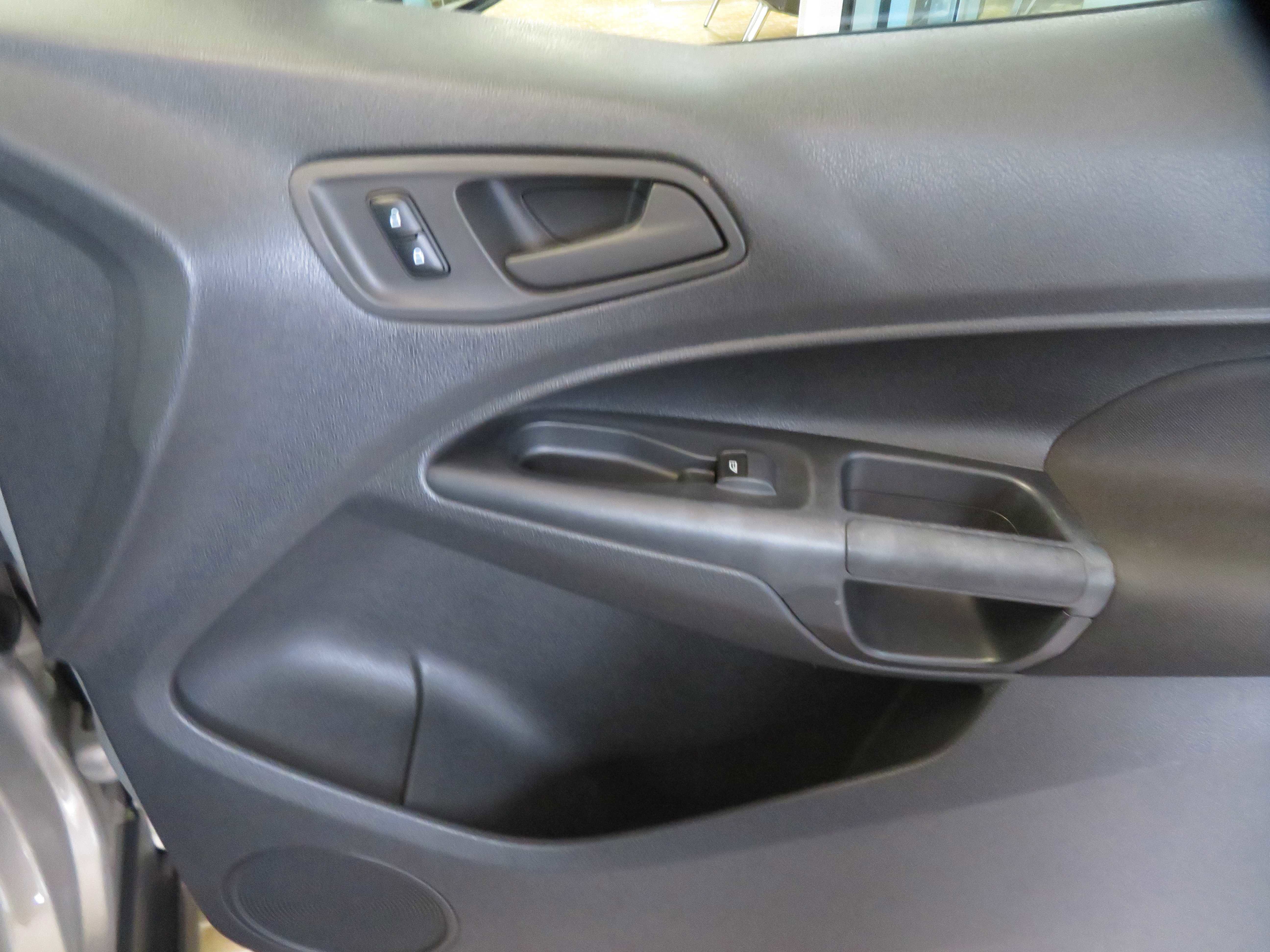 Used 2016 Ford Transit Connect XL image 22