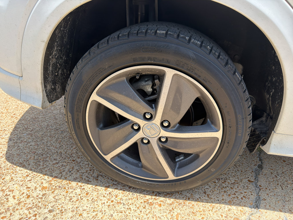 Used 2020 Honda HR-V Touring image 11