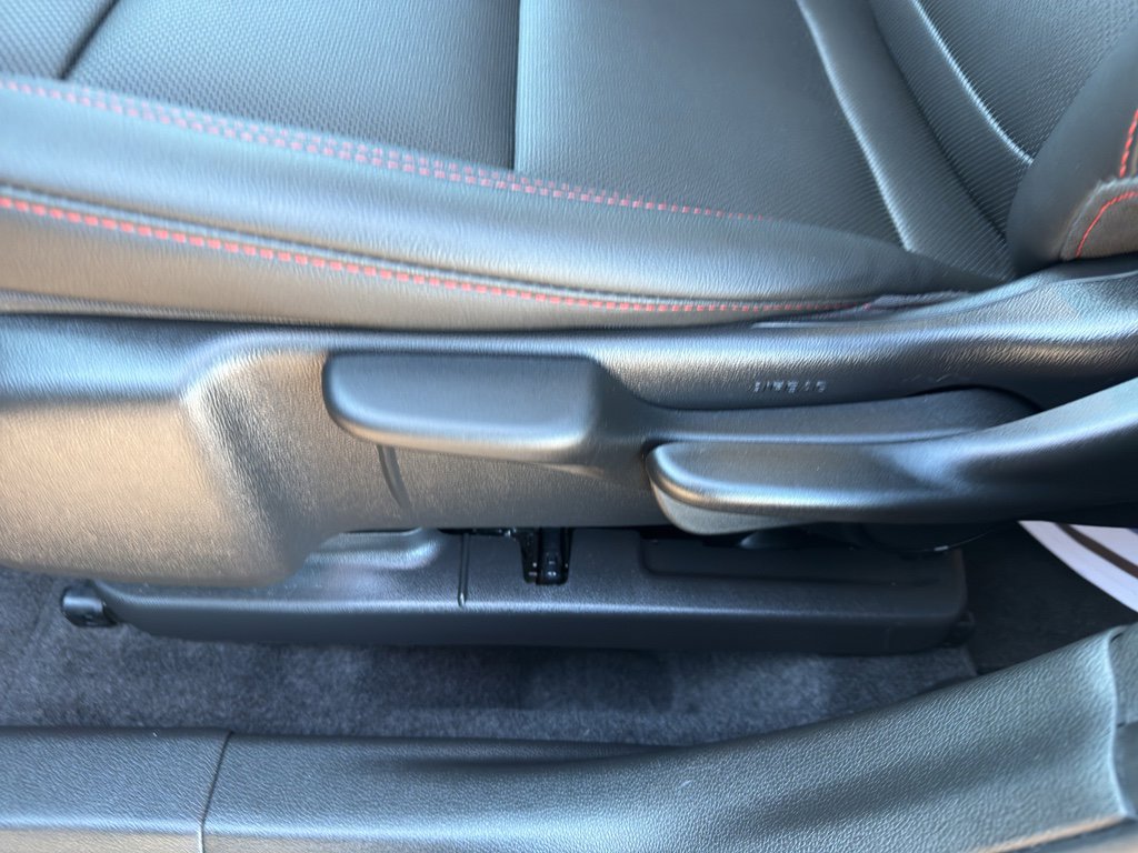 Used 2024 Chevrolet Trax RS w/ Driver Confidence Package image 15