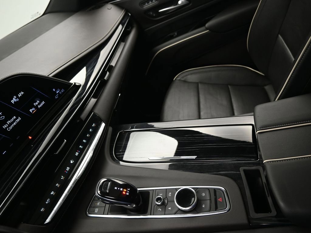 Used 2022 Cadillac Escalade Sport w/ Touring Package image 19