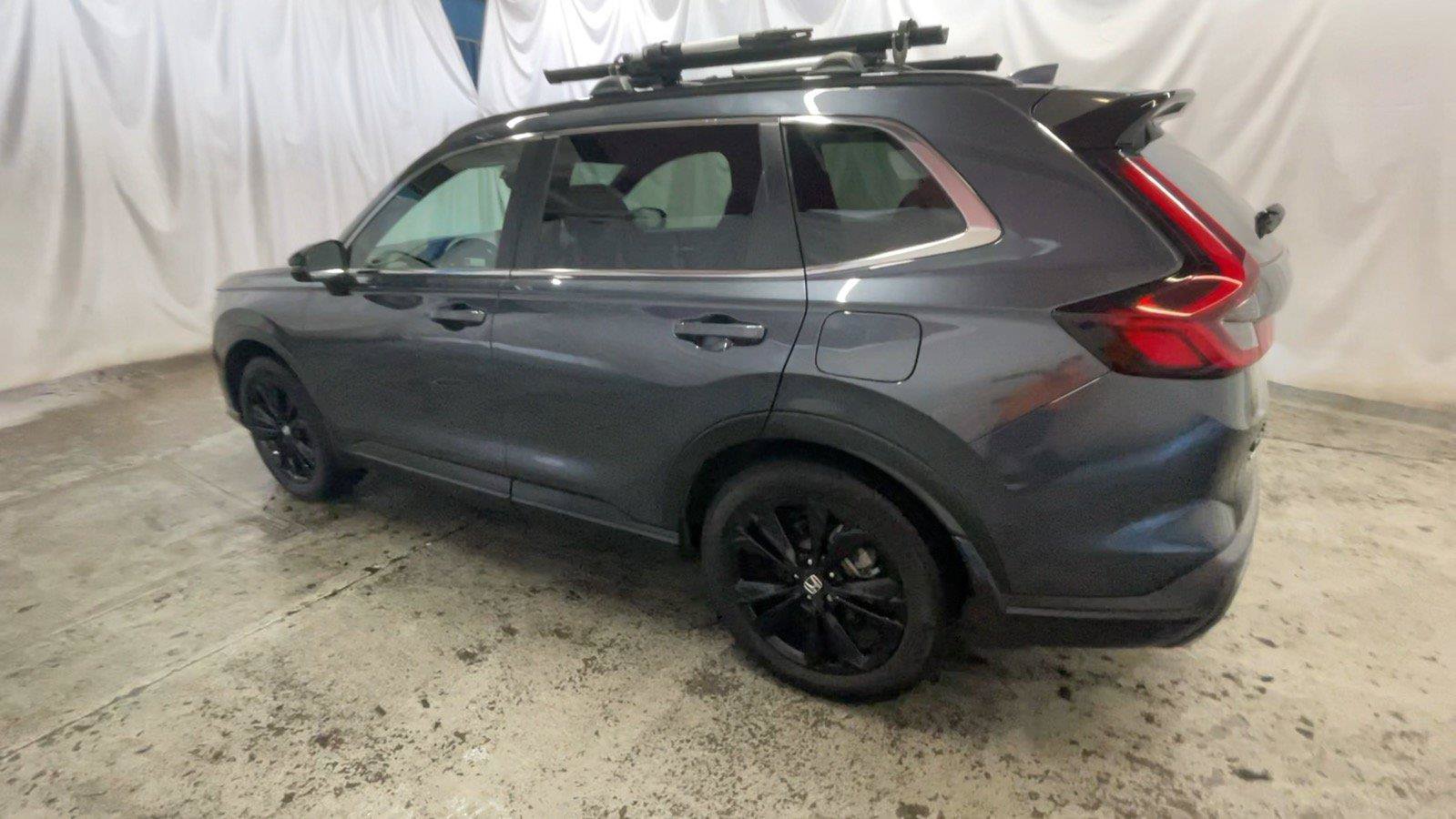 Used 2024 Honda CR-V Sport Touring image 10