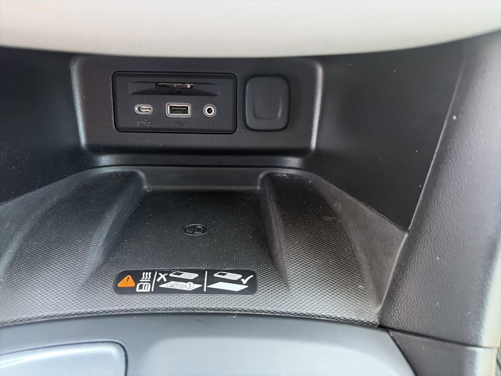 Used 2019 Chevrolet Equinox Premier FWD image 26