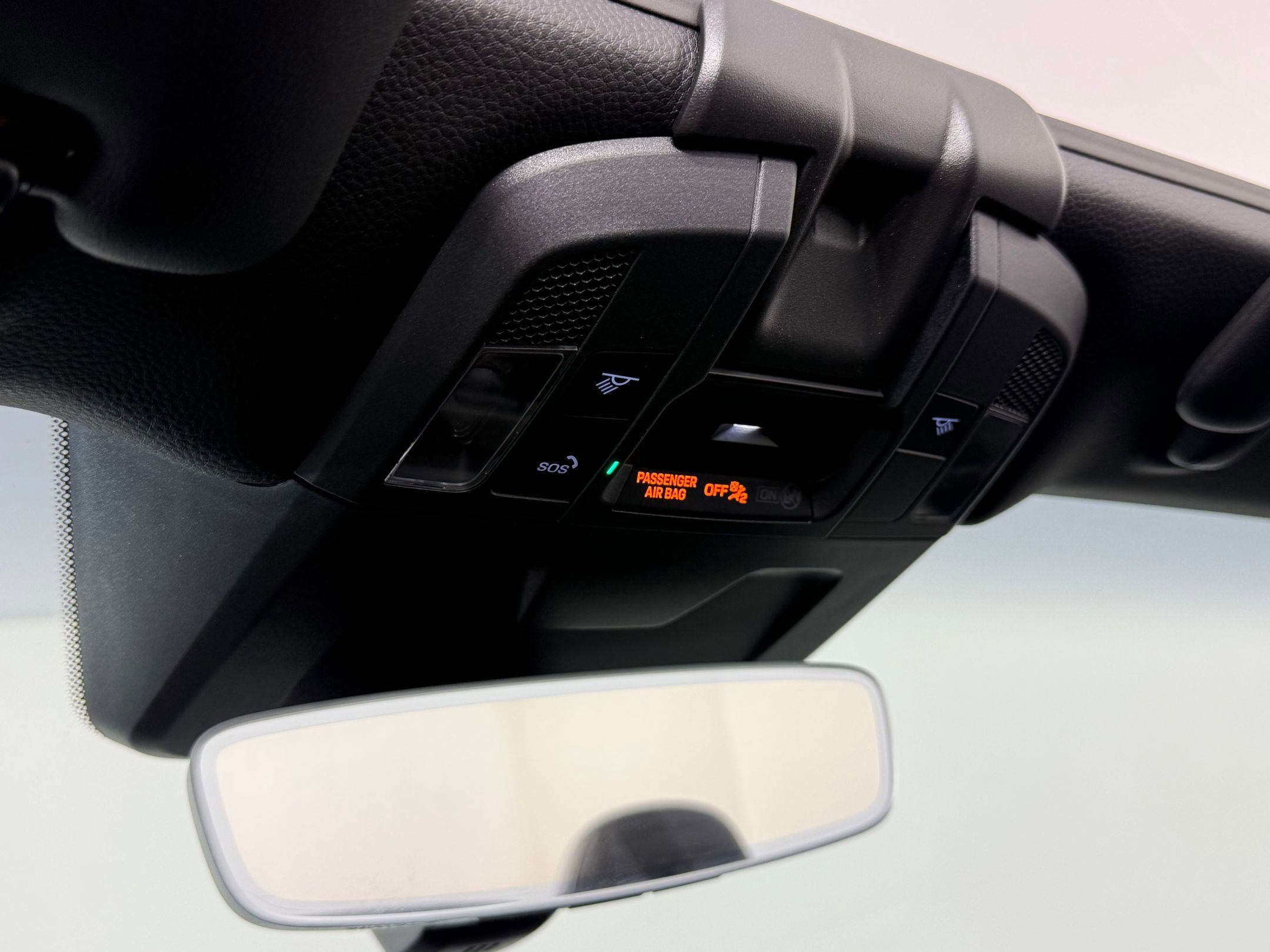 Certified 2025 Porsche 911 Carrera image 25