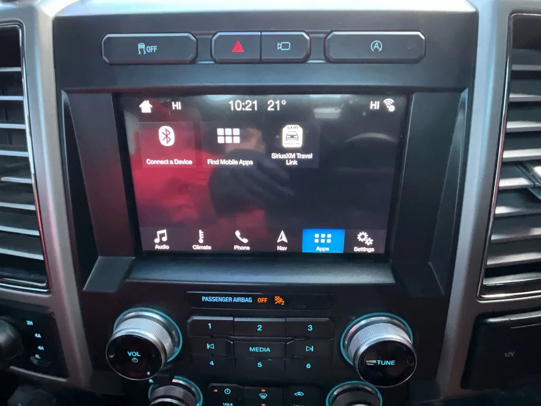 Used 2018 Ford F150 King Ranch w/ Equipment Group 601A Luxury image 32