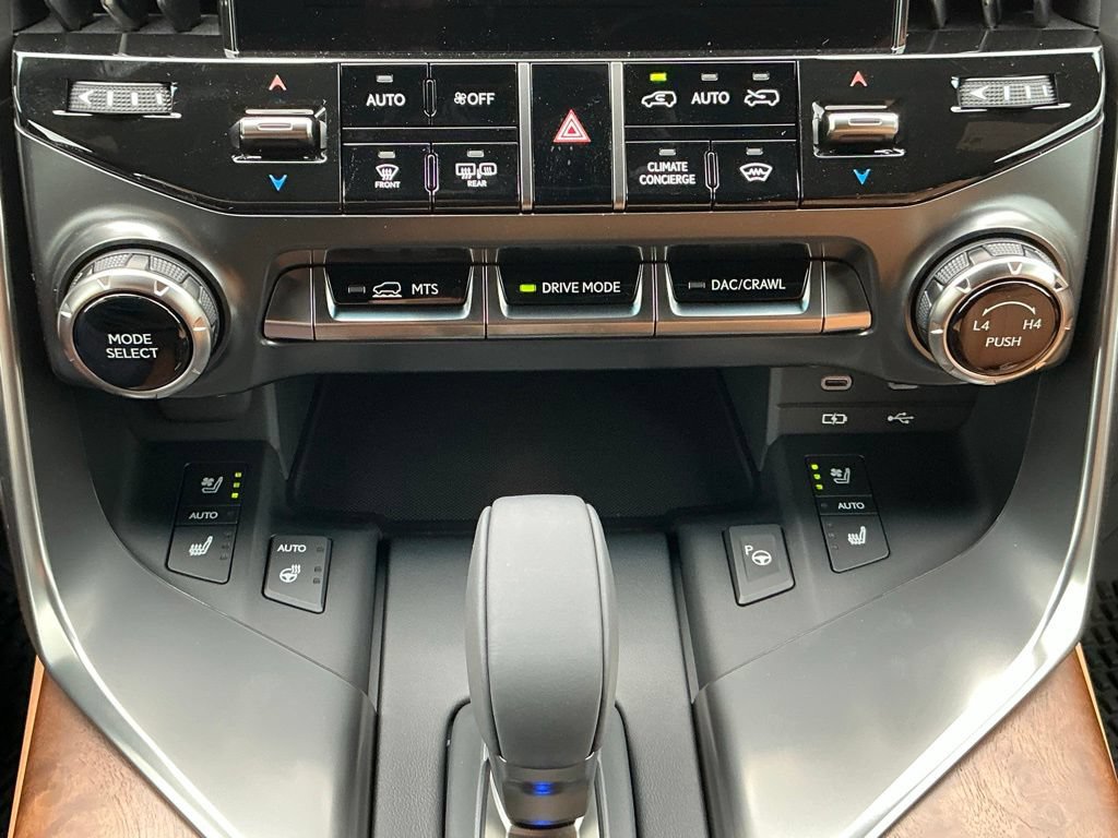 New 2026 Lexus LX 700h Luxury AWD/4WD image 27