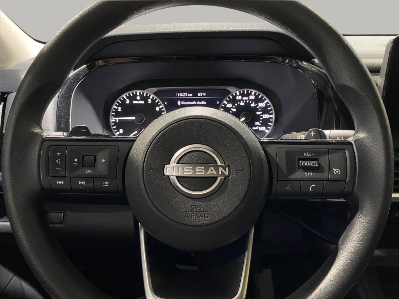 Used 2022 Nissan Pathfinder S image 9