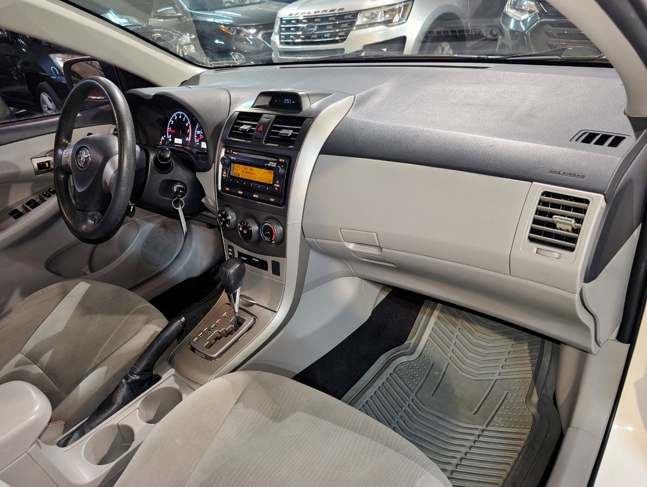 Used 2012 Toyota Corolla LE image 26