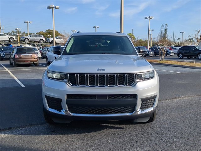 Used 2022 Jeep Grand Cherokee L Laredo w/ Luxury Tech Group I image 8